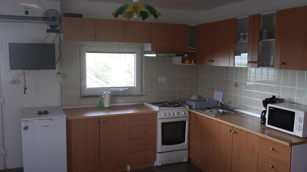 Apartment Hisa Sumrak Bizeljsko Cameră foto