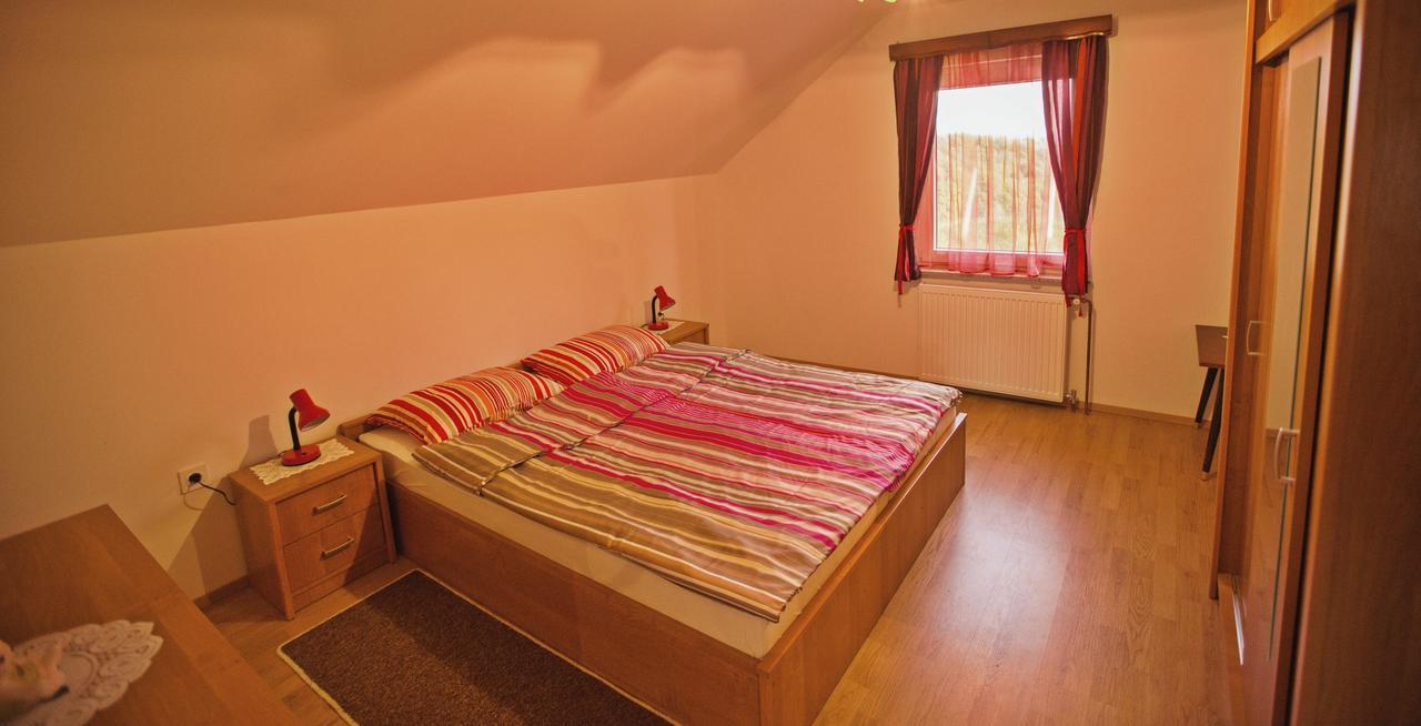 Apartment Hisa Sumrak Bizeljsko Exterior foto