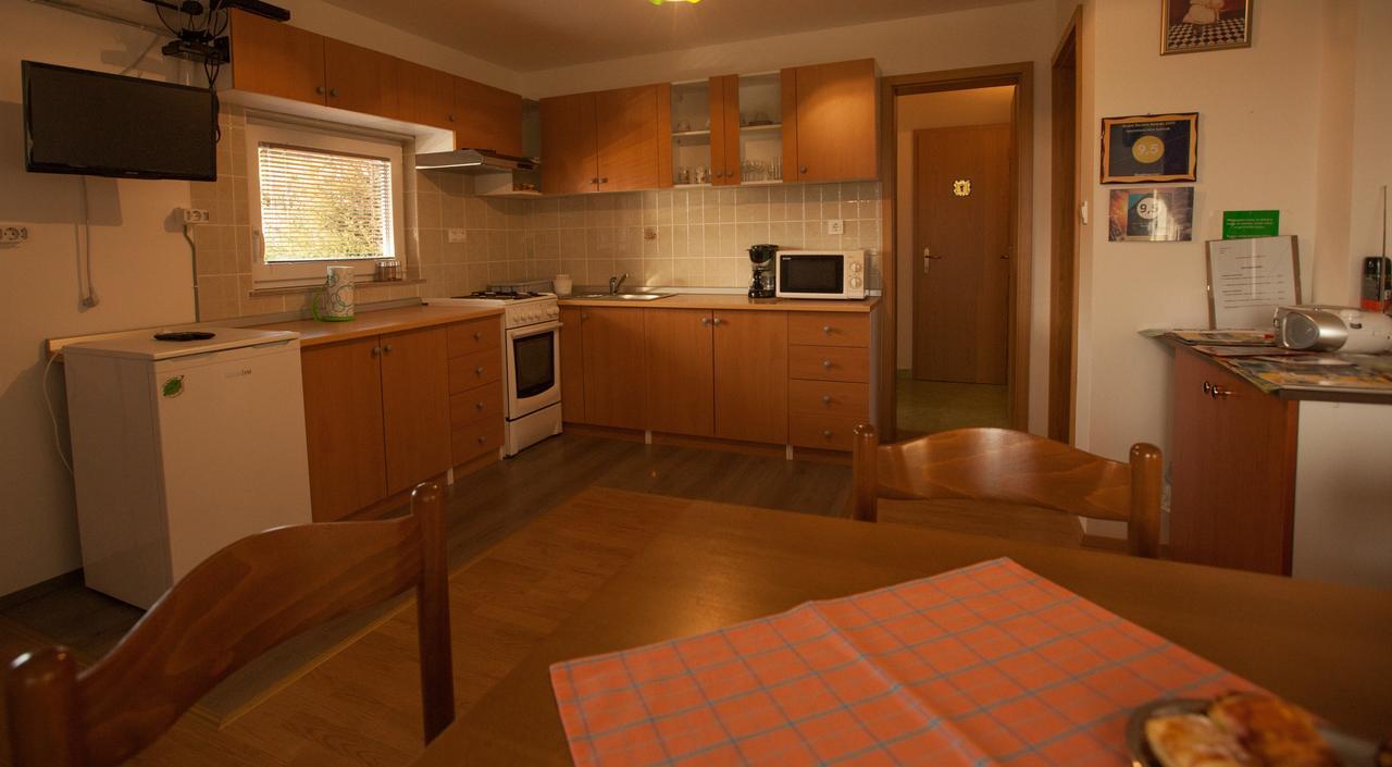 Apartment Hisa Sumrak Bizeljsko Exterior foto